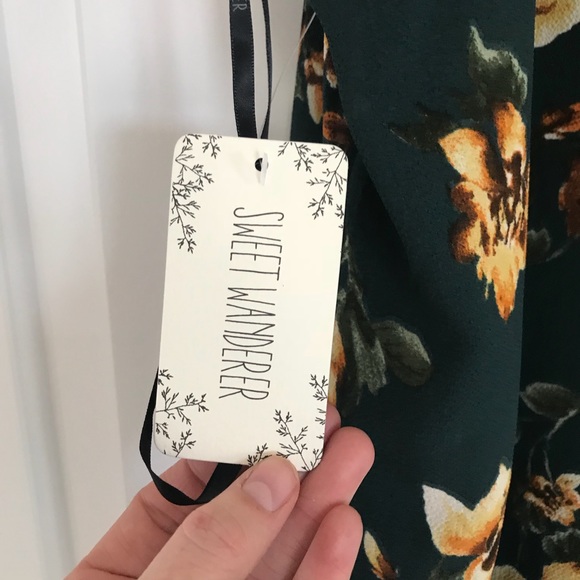 Sweet Wanderer / Blu Pepper Green Floral Dress - Picture 8 of 8